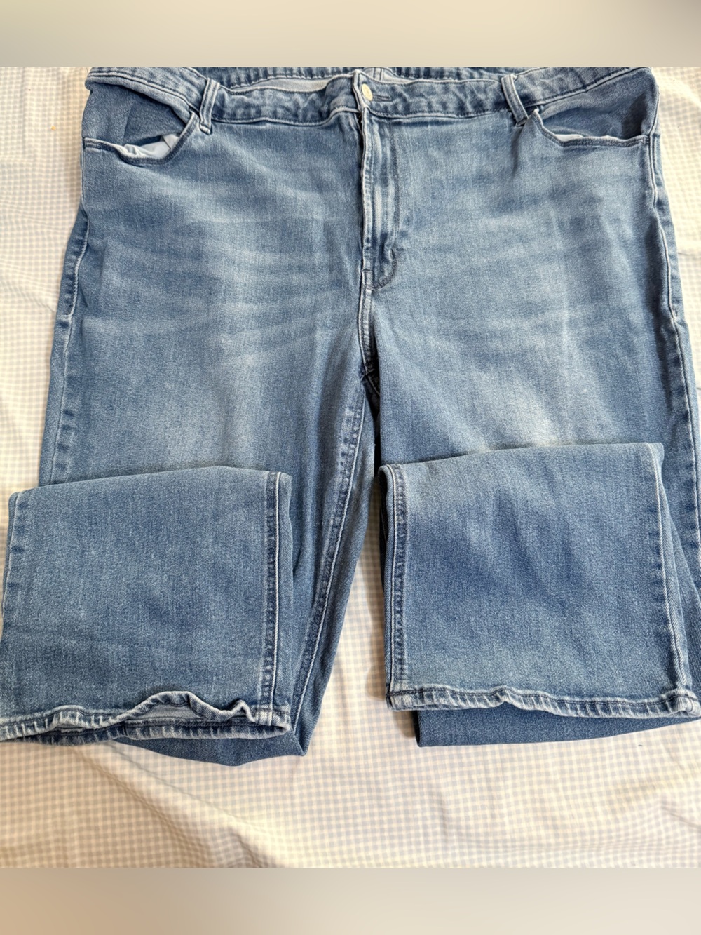 Old Navy Women’s Boot Cut Jeans — Light Blue Wash